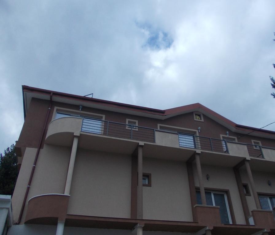 Hotel Scorpion Kruševo Екстериор снимка
